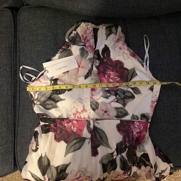 ⚡️SALE⚡️NWT Calvin Klein Printed Chiffon Dress - Picture 6 of 6